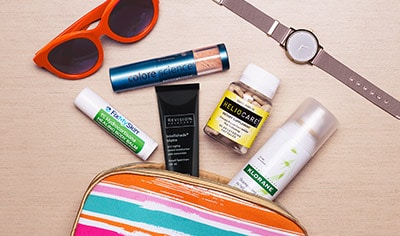 5 Vacation Beauty Essentials: What to Pack for a Trip