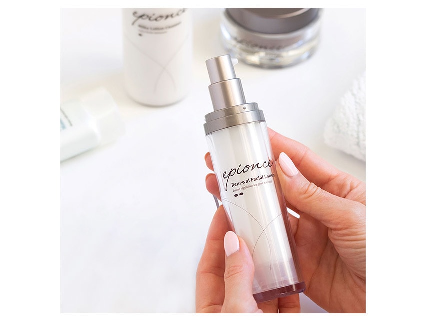A women holding Epionce Renewal Facial Lotion