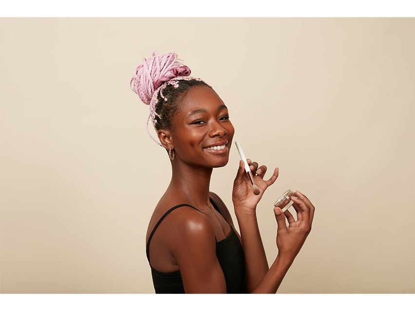 Monika Blunder Blunder Cover All in One Foundation