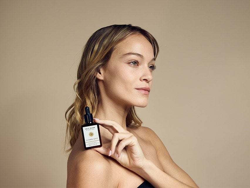 Self Glow by James Read Sunbright Tinted Tan Drops