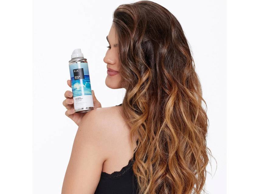 IGK Beach Club Touchable Texture Spray