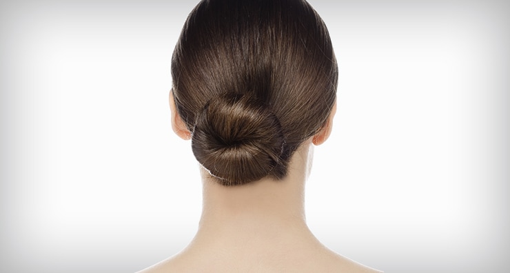 Simple hair knots are a great way to look effortlessly chic.