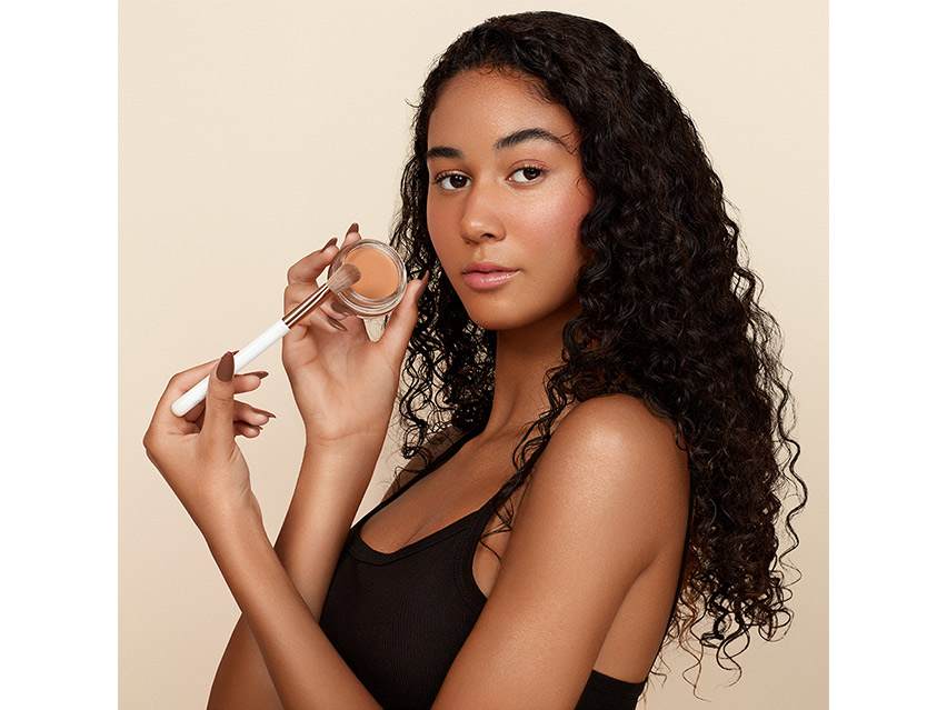 Monika Blunder Hybrid Face Brush