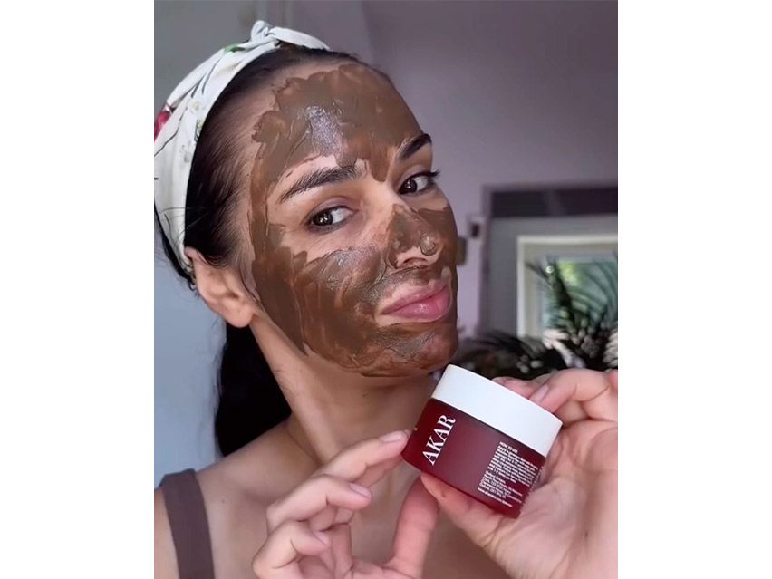 AKAR Skincare Nourish Nutrient Rich Soil Resurfacing Mask