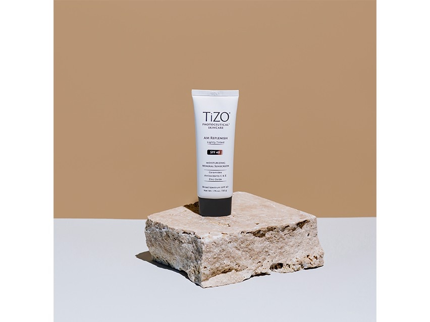 TiZO Photoceutical AM Replenish SPF 40 - Lightly Tinted - 1.75 oz