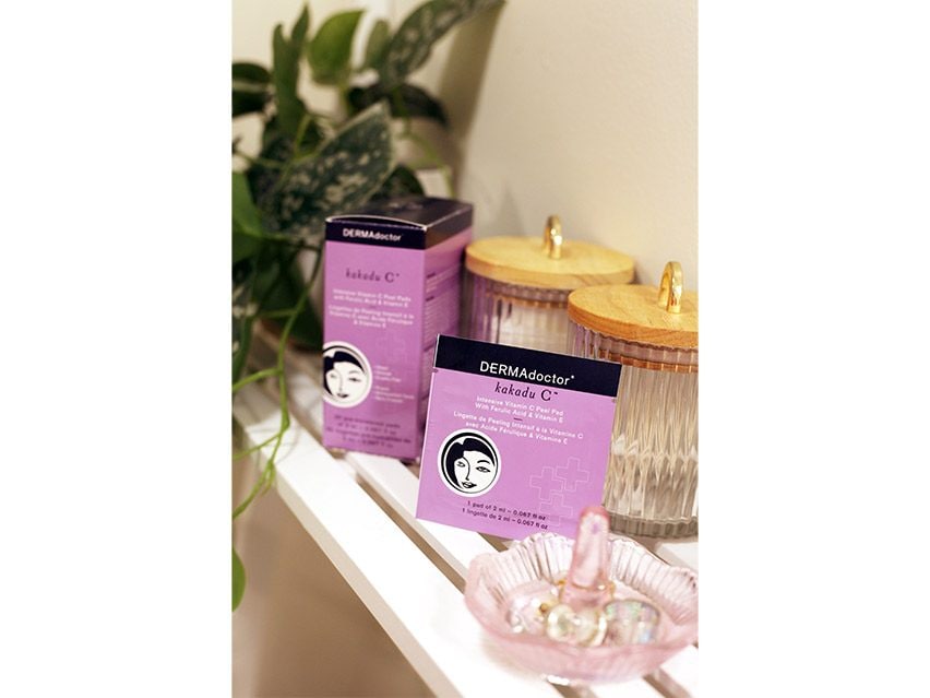 DERMAdoctor Kakadu C Intensive Vitamin C Peel Pads with Ferulic Acid &amp; Vitamin E