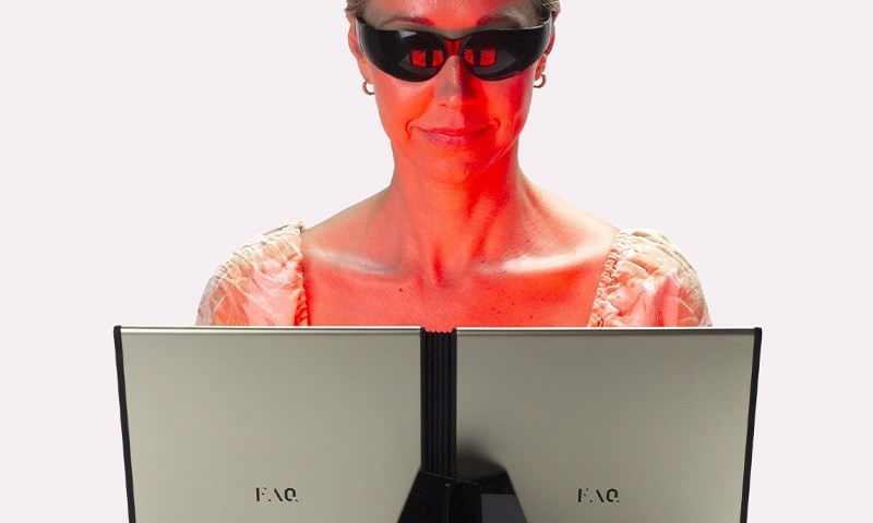 20260804-foreo-faq-light-panels-feat