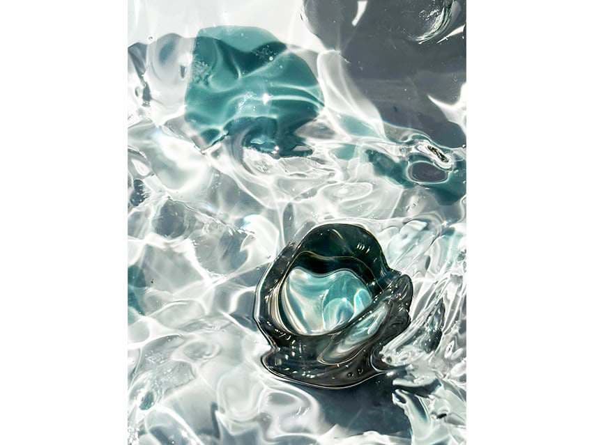 Miriam Quevedo Black Baccara Longevity Noir Oil