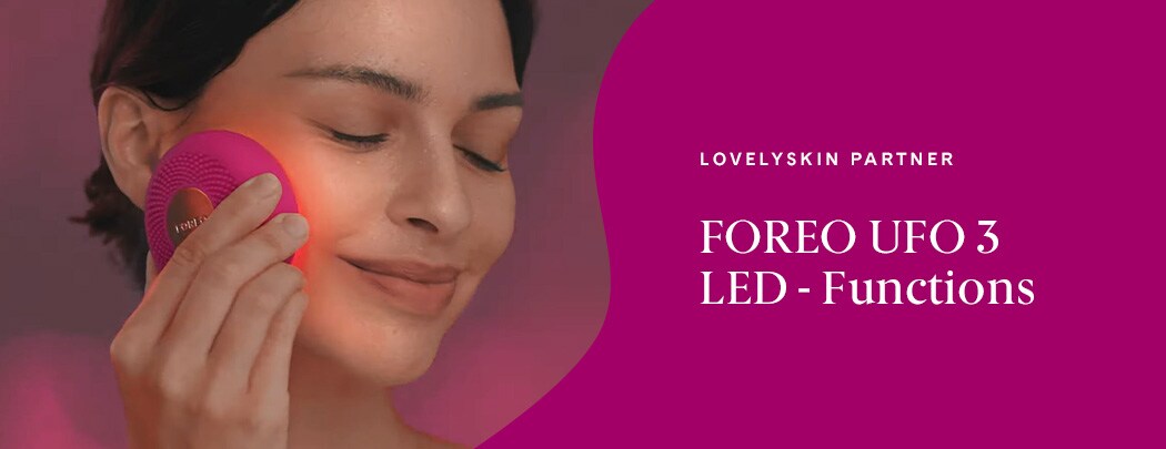 Woman applying the FOREO UFO 3 LED to her face