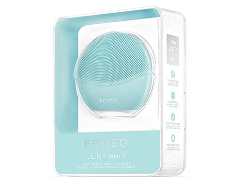 FOREO LUNA Mini 3 Facial Cleansing Brush | Skin Care | LovelySkin