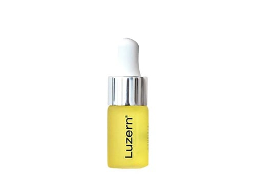 Free $41 Luzern Travel-Size Serum Absolut The Replenishing Oil