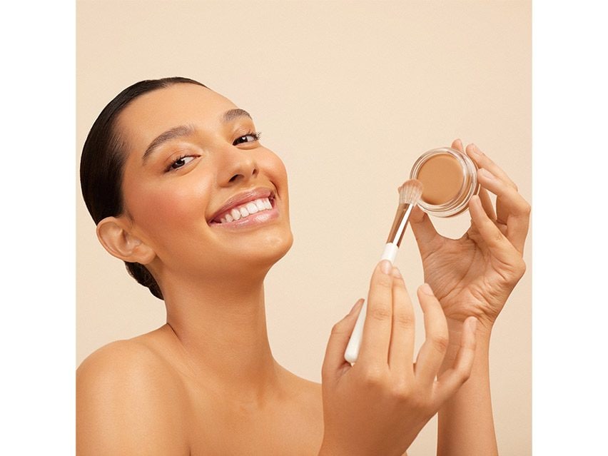 Monika Blunder Blunder Cover All in One Foundation