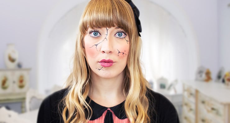Easy Halloween Makeup: Cracked Doll