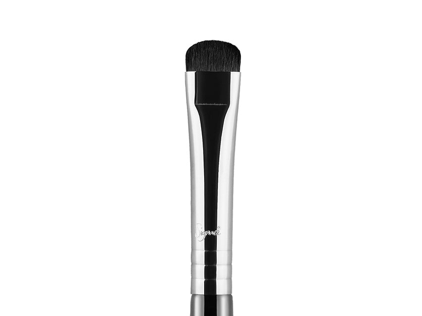 Sigma Beauty E20 - Short Shader Brush