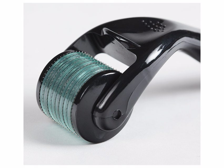 ORA Facial Microneedle Roller System 0.25mm - Aqua Head Black Handle