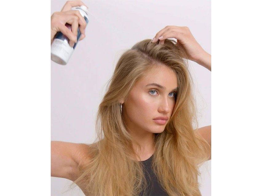 IGK Pick Me Up Maximum Lift Root Boost Spray