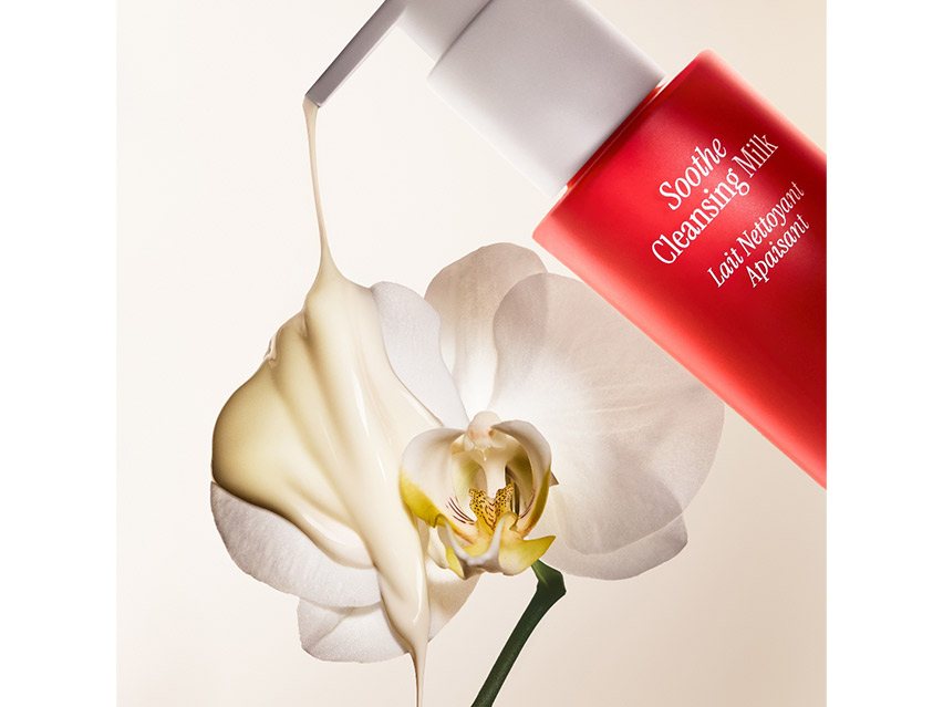 AKAR Skincare Soothe Cleansing Milk