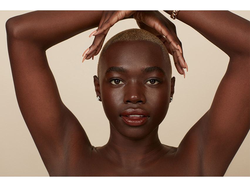 Monika Blunder Blunder Cover All in One Foundation