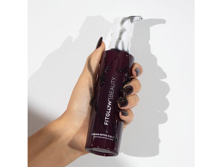 Fitglow Beauty Vitamin Detox Charcoal Cleanser