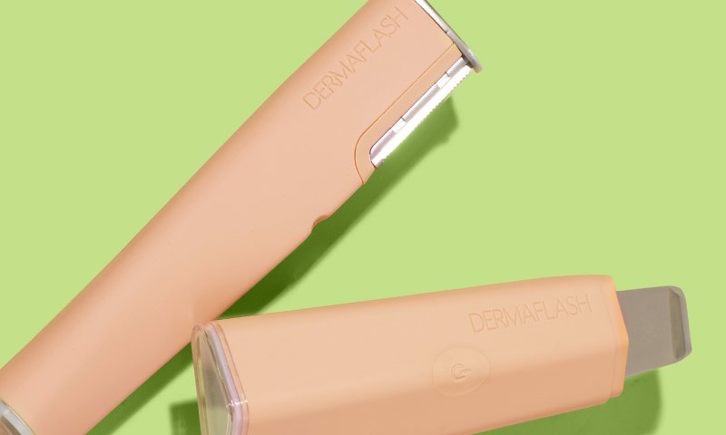 NEW DERMAFLASH Devices in Peach Fuzz