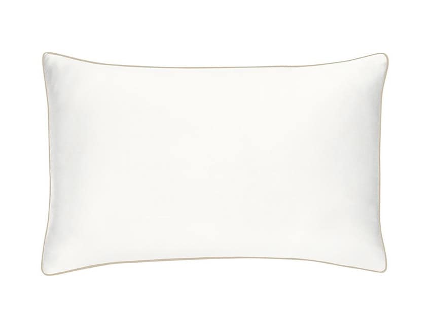 Iluminage Skin Rejuvenating Pillowcase with Anti-Aging Copper Technology - Ivory White