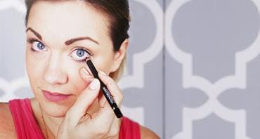 Learn How To Safely Apply Eyeliner Lovelyskin