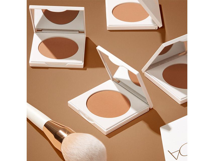 NUDA Mattifying Bronzing Powder