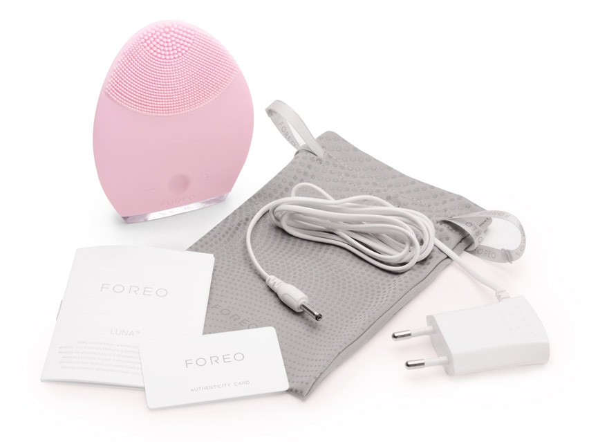 Foreo LUNA Facial Cleansing + Anti-Aging Device - Sensitive/Normal