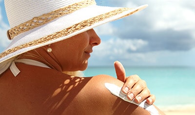 The 5 Most Dangerous Sunscreen Myths Exposed