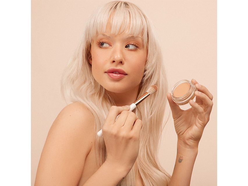 Monika Blunder Blunder Cover All in One Foundation