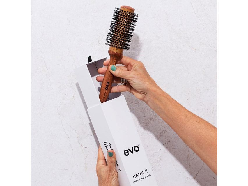 evo Hank Ceramic Radial Brush