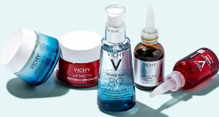 Vichy LiftActiv Specialist Cream, Vichy LiftActiv Vitamin C serum, Vichy Mineral 89 and more on a light blue background.