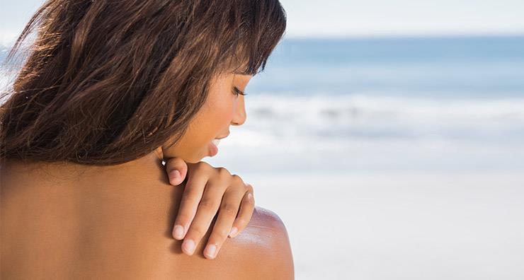 Choosing Wisely: The Difference Between Physical and Chemical Sunscreen 