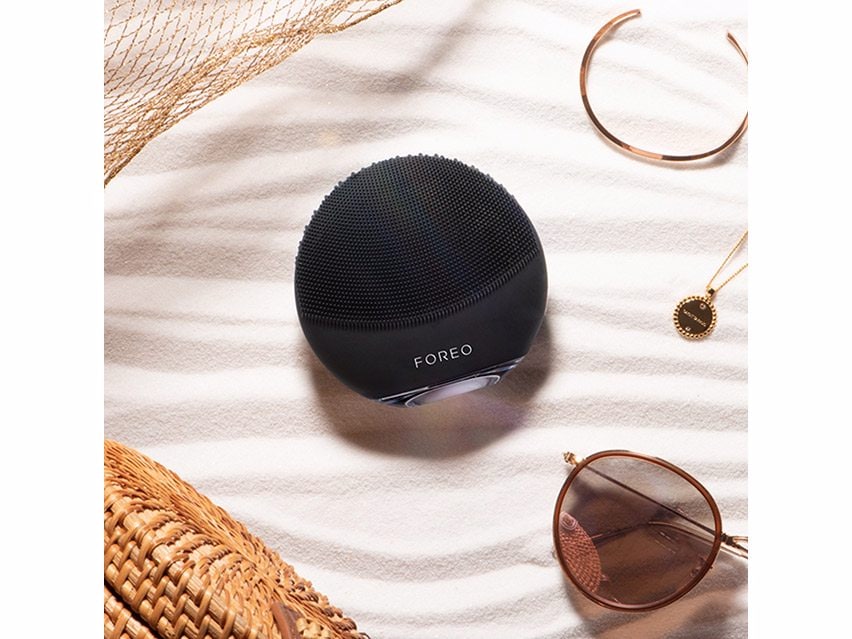 FOREO LUNA Mini 3 Facial Cleansing Device - Midnight