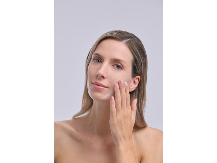 The Nine Aurora Beauty Zones Photogena Facial Treatment Cleanser