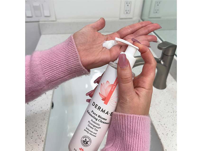 derma e Pure Biome Balancing Cleanser