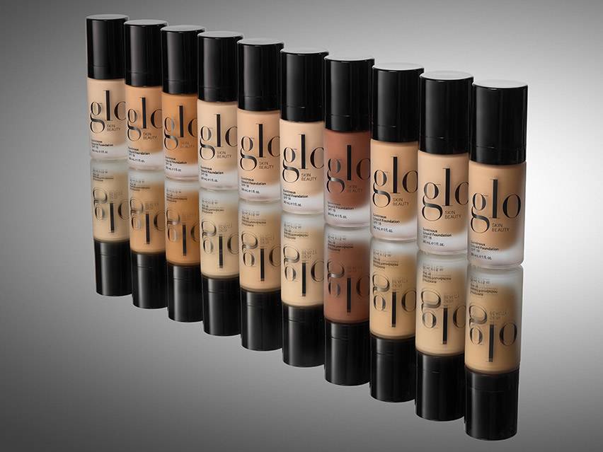 Glo Skin Beauty Luminous Liquid Foundation SPF 18