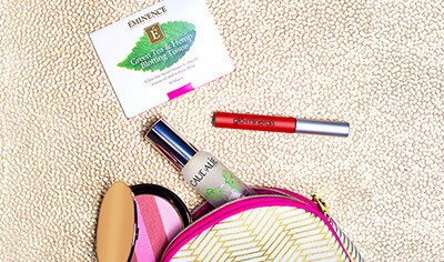 What's In Our Makeup Bag: The So Ready for Summer Edition