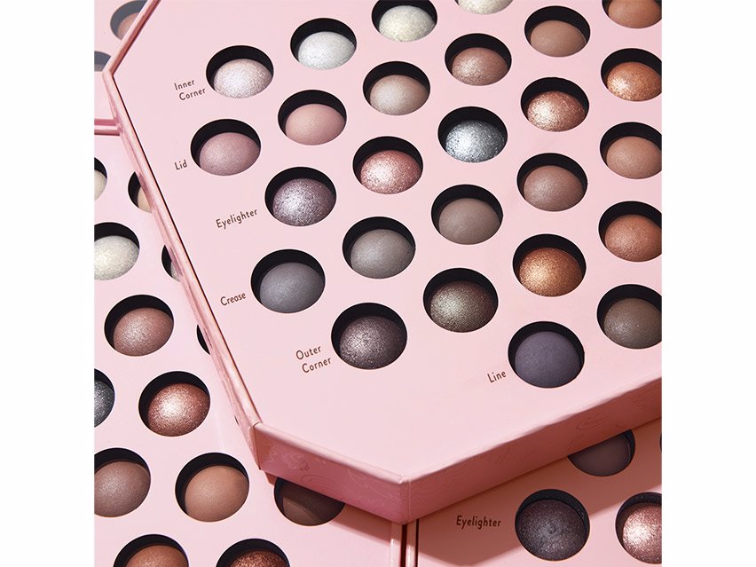 Laura Geller All Year Round 31 Baked Eyeshadows - Limited Edition