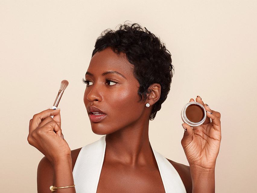 Monika Blunder Hybrid Face Brush