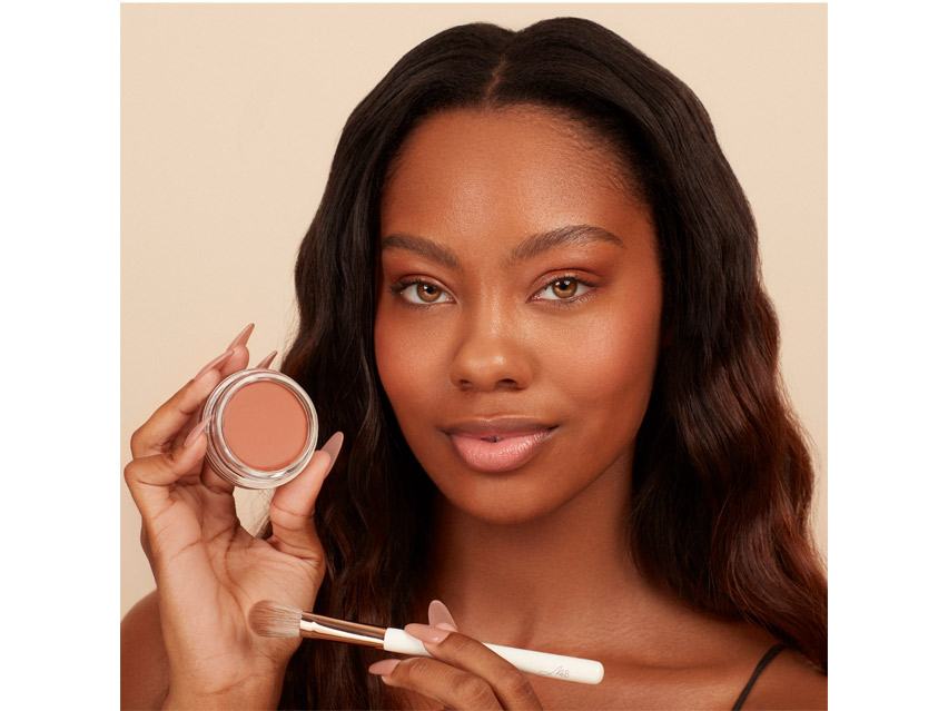 Monika Blunder Blunder Cover All in One Foundation