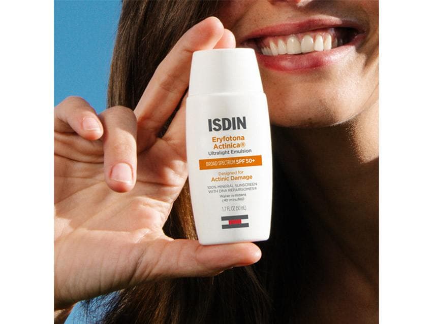 ISDIN Photo Eryfotona Actinica Daily Lightweight Mineral SPF 50+ Sunscreen