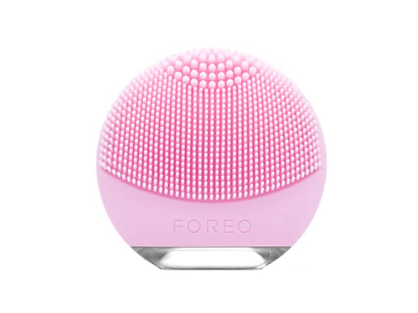 FOREO LUNA go Facial Brush & Anti-Aging Device - Normal