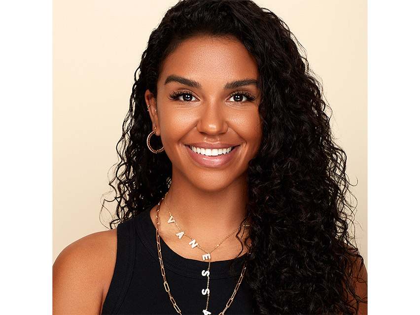 Monika Blunder Blunder Cover All in One Foundation