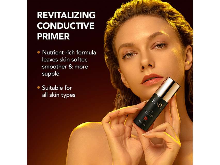 FOREO FAQ 202 Smart Silicone LED Face Mask Regimen Set - Limited Edition