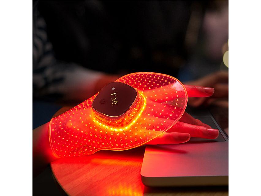 FOREO FAQ 221 Silicone LED Hand Mask