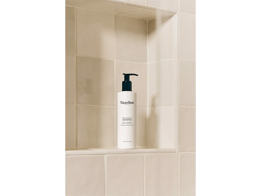 Natura Bisse Repairing Shampoo