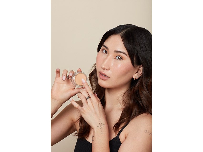 Monika Blunder Blunder Cover All in One Foundation