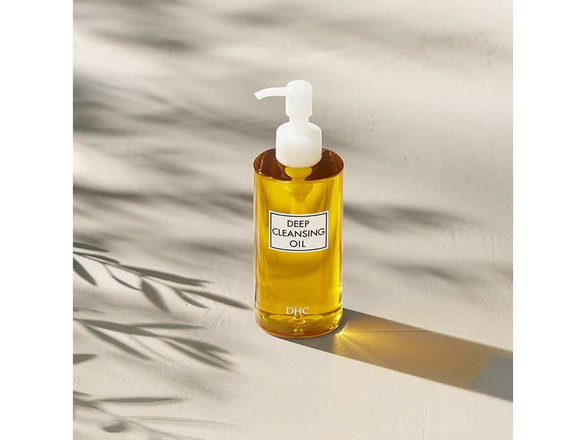 DHC Deep Cleansing Oil