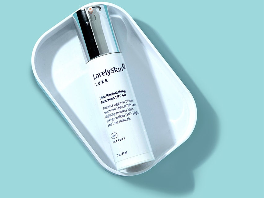 LovelySkin LUXE Ultra-Replenishing Sunscreen SPF 40